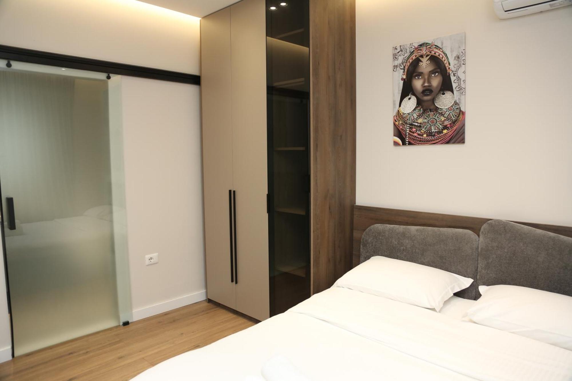 Lux Stay Tirana Exterior foto